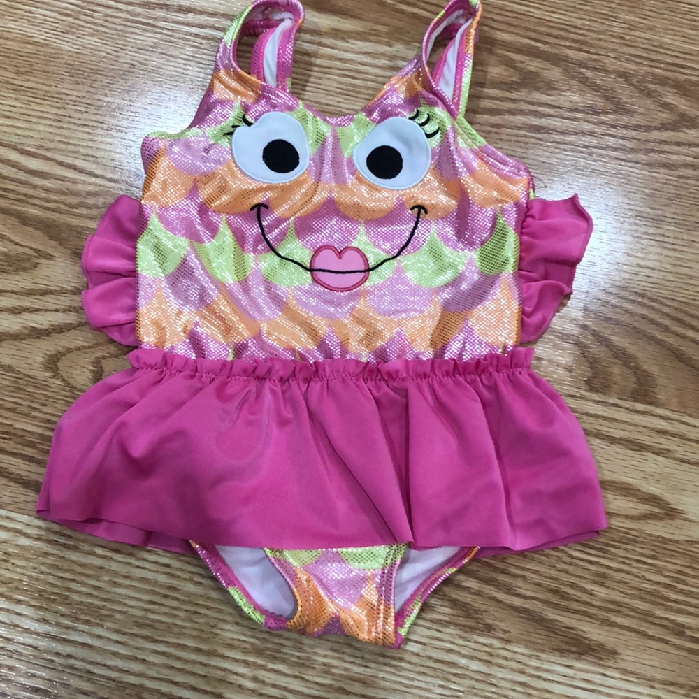 Bathing suit